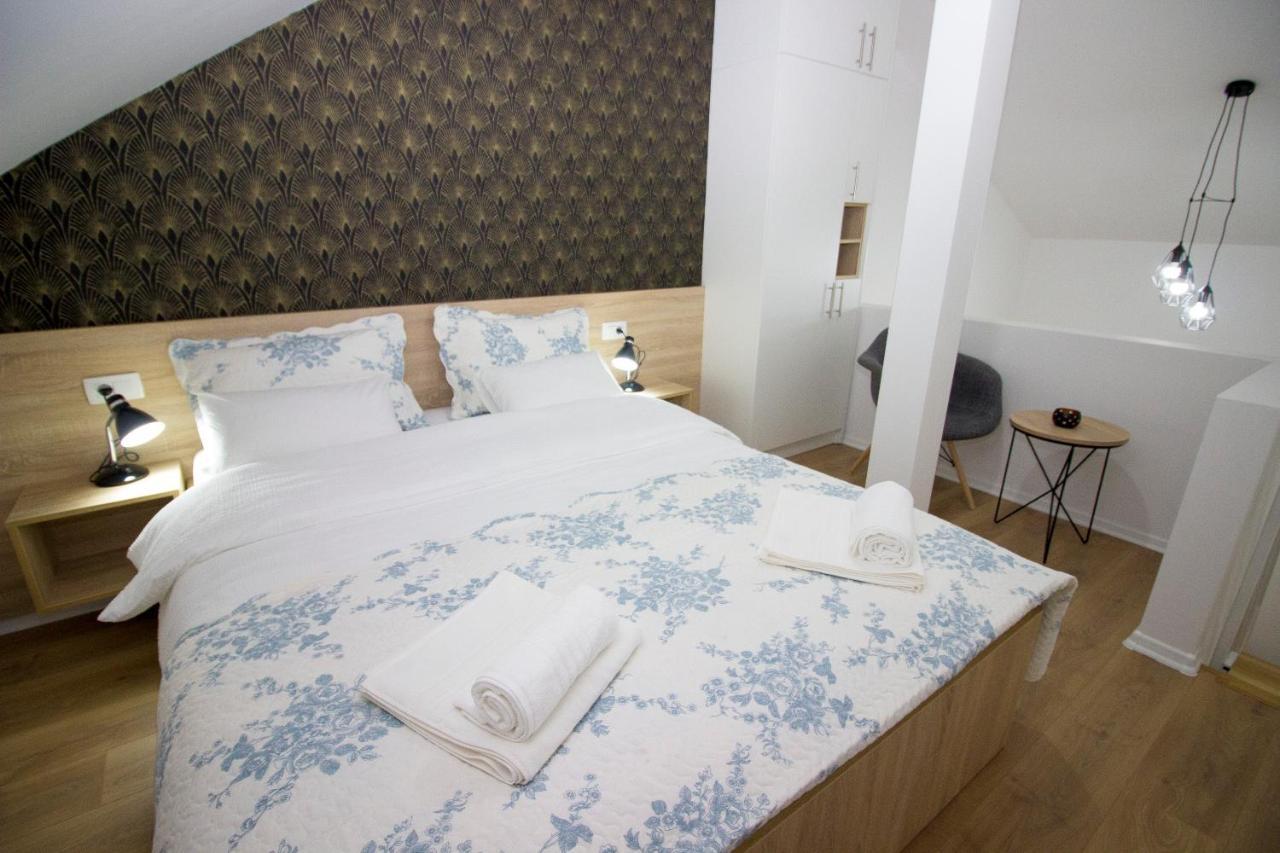 Diamond Apartment